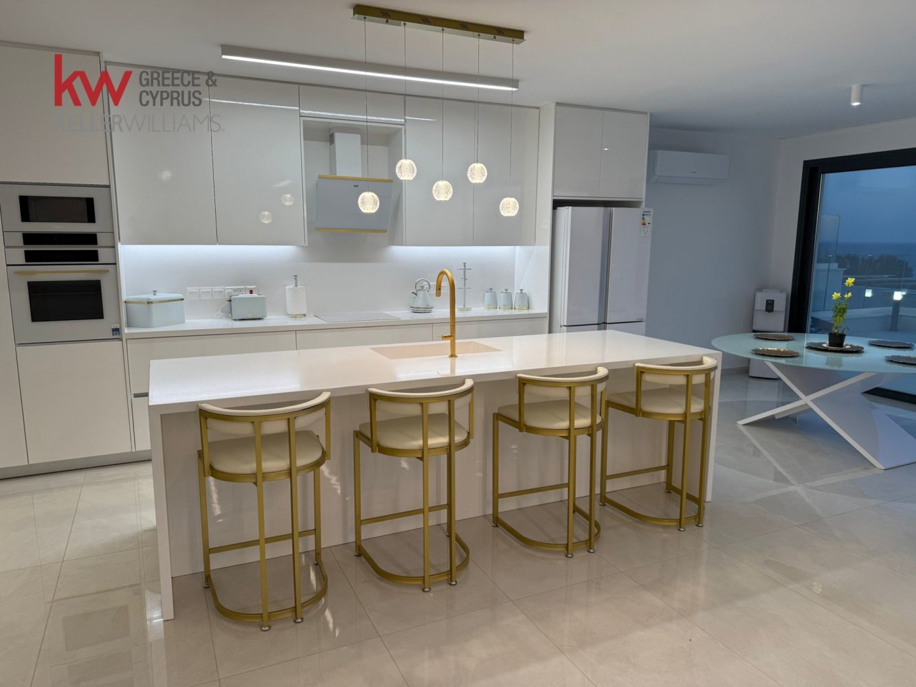4 bedrooms Villa in Kissonerga, Paphos, Cyprus No. 61275