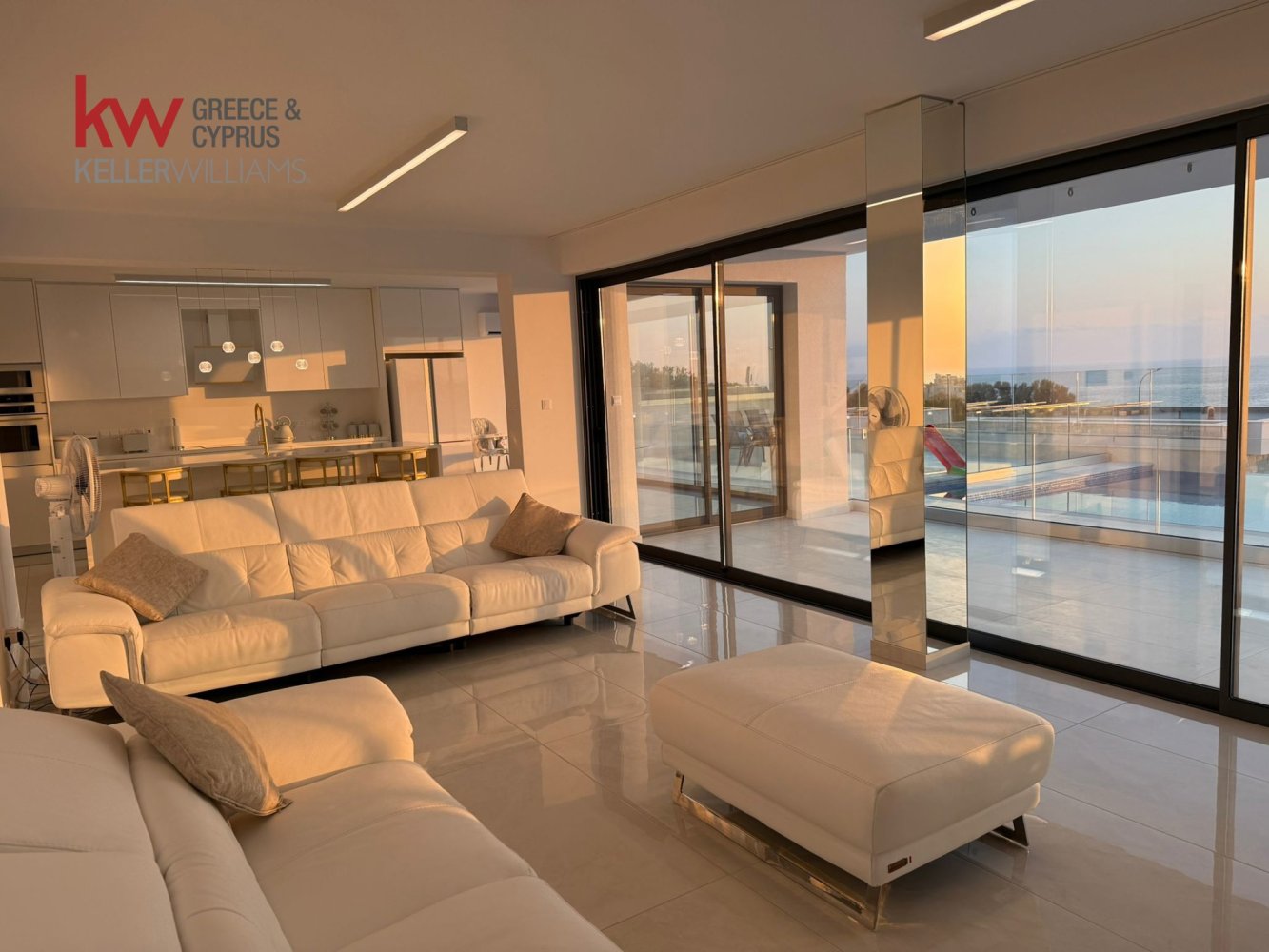 4 bedrooms Villa in Kissonerga, Paphos, Cyprus No. 61275
