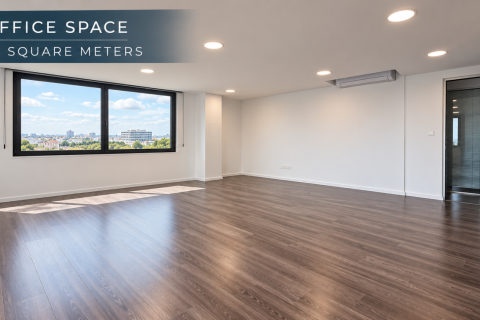 56m2 Commercial property in Larnaca, Larnaka, Cyprus No. 62368