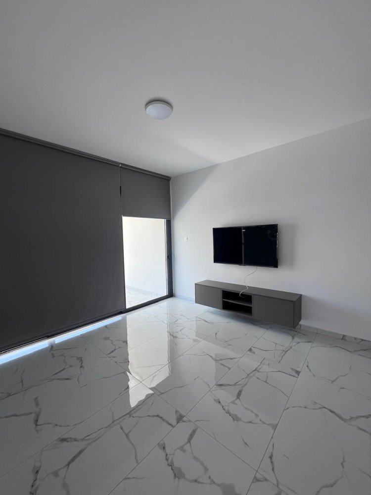 2 bedrooms Apartment in Larnaca, Larnaka, Cyprus No. 61494