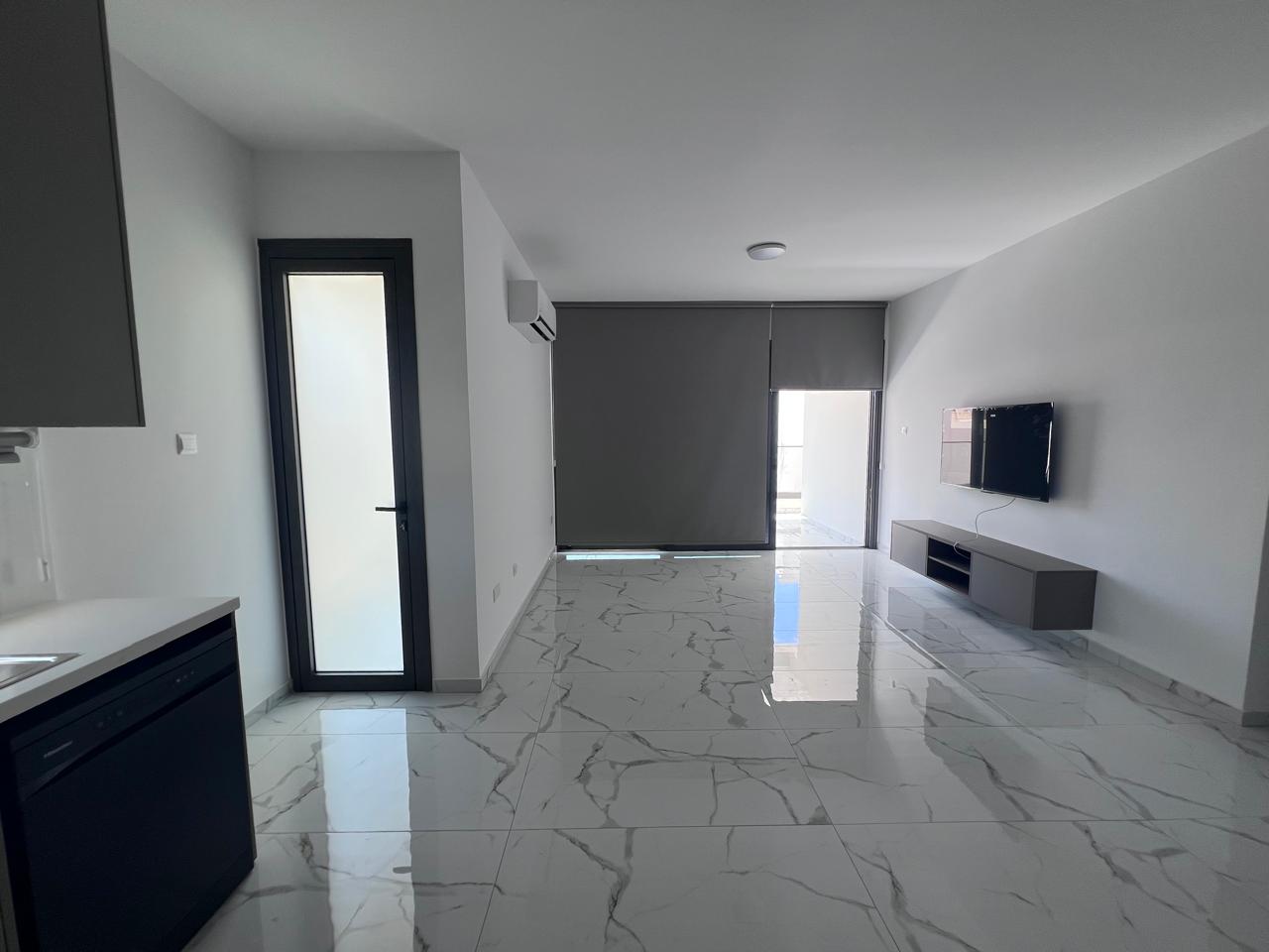 2 bedrooms Apartment in Larnaca, Larnaka, Cyprus No. 61494
