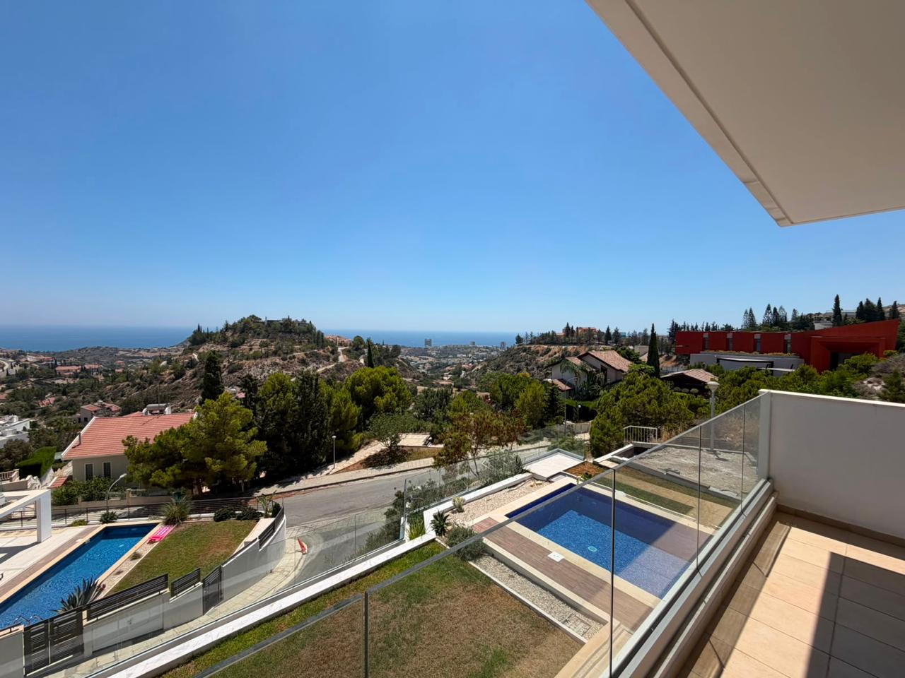 5 bedrooms Villa in Agios Tychonas, Limassol, Cyprus No. 61627