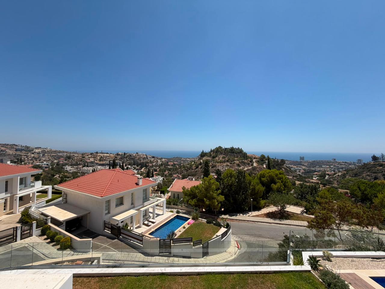 5 bedrooms Villa in Agios Tychonas, Limassol, Cyprus No. 61627