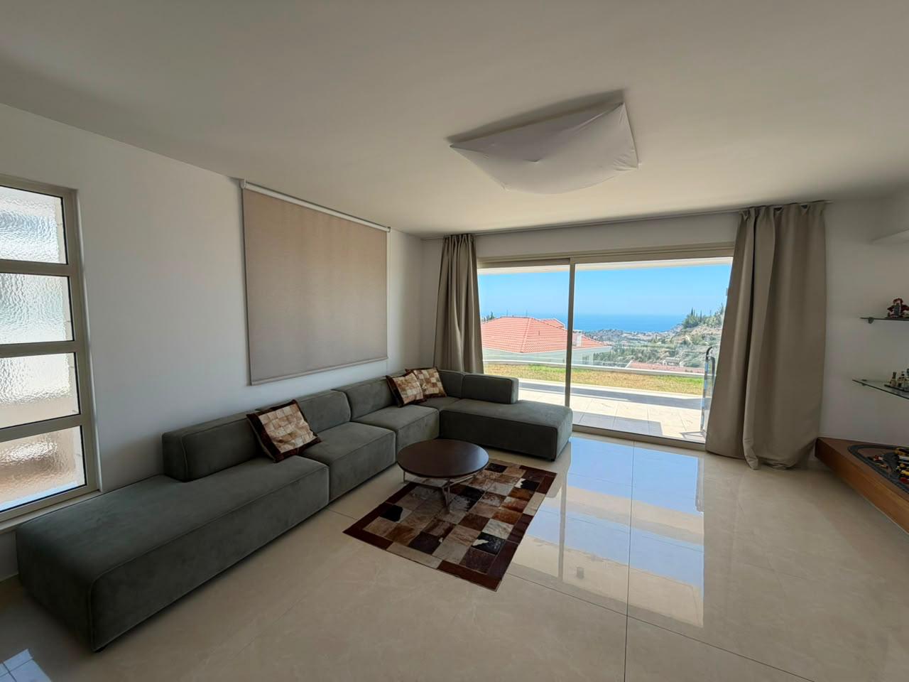 5 bedrooms Villa in Agios Tychonas, Limassol, Cyprus No. 61627