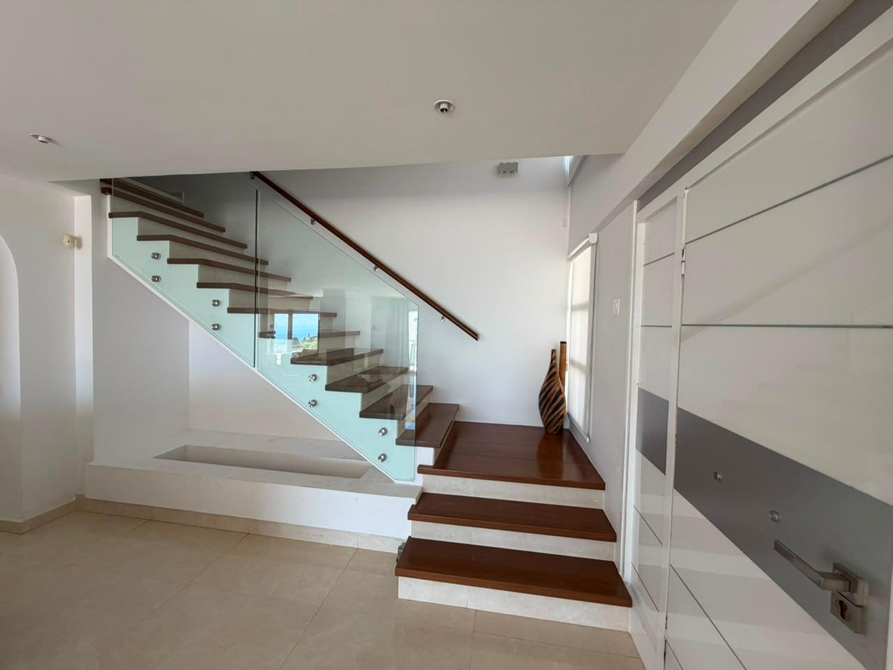 5 bedrooms Villa in Agios Tychonas, Limassol, Cyprus No. 61627