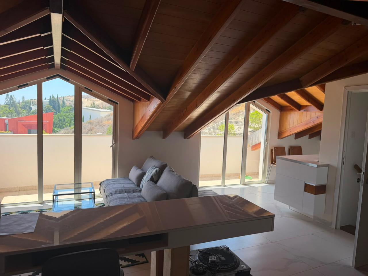 5 bedrooms Villa in Agios Tychonas, Limassol, Cyprus No. 61627