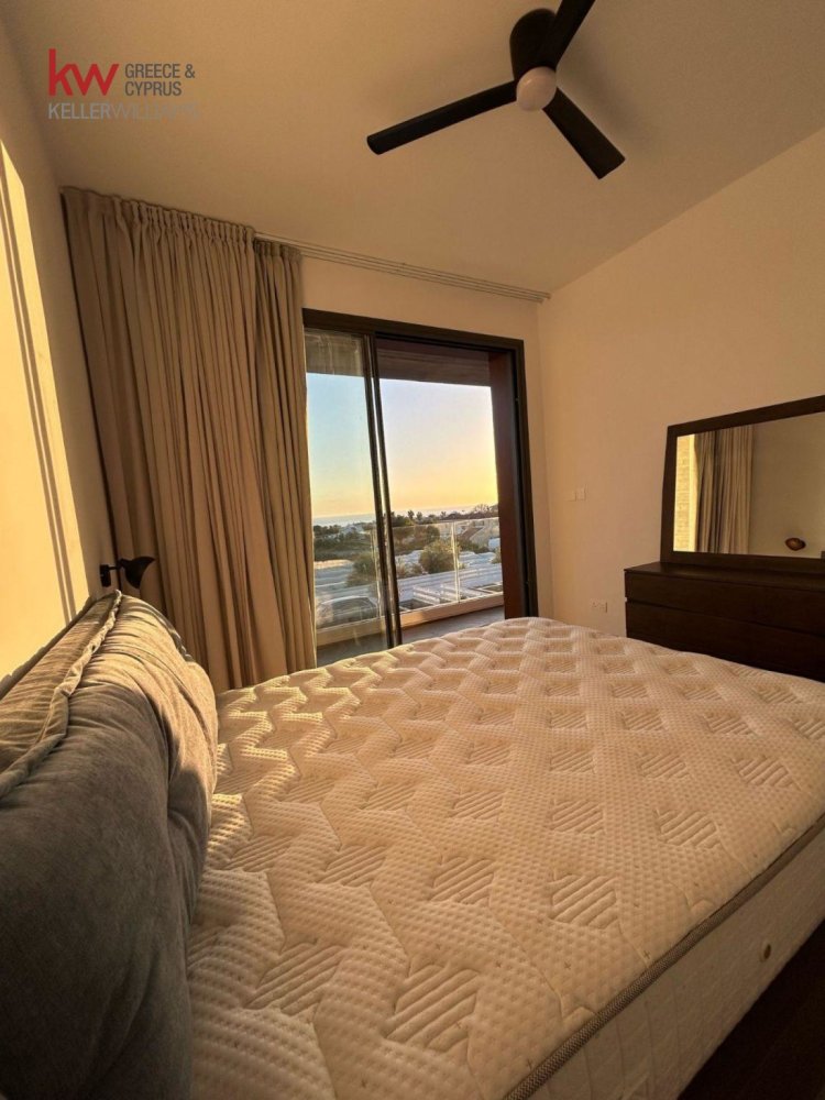 4 bedrooms Villa in Chloraka, Paphos, Cyprus No. 60783