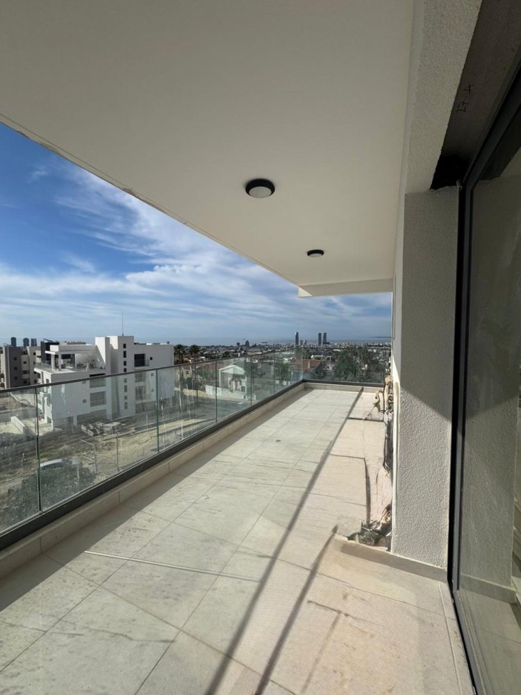 2 bedrooms Apartment in Agios Athanasios, Limassol, Cyprus No. 61574
