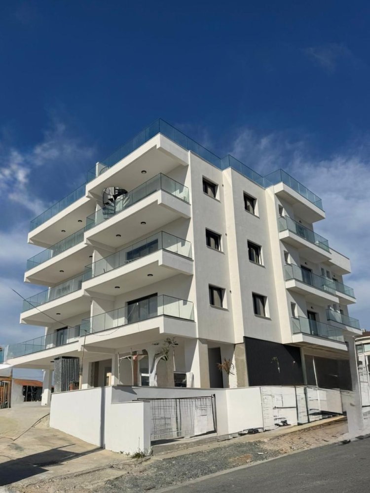 2 bedrooms Apartment in Agios Athanasios, Limassol, Cyprus No. 61574