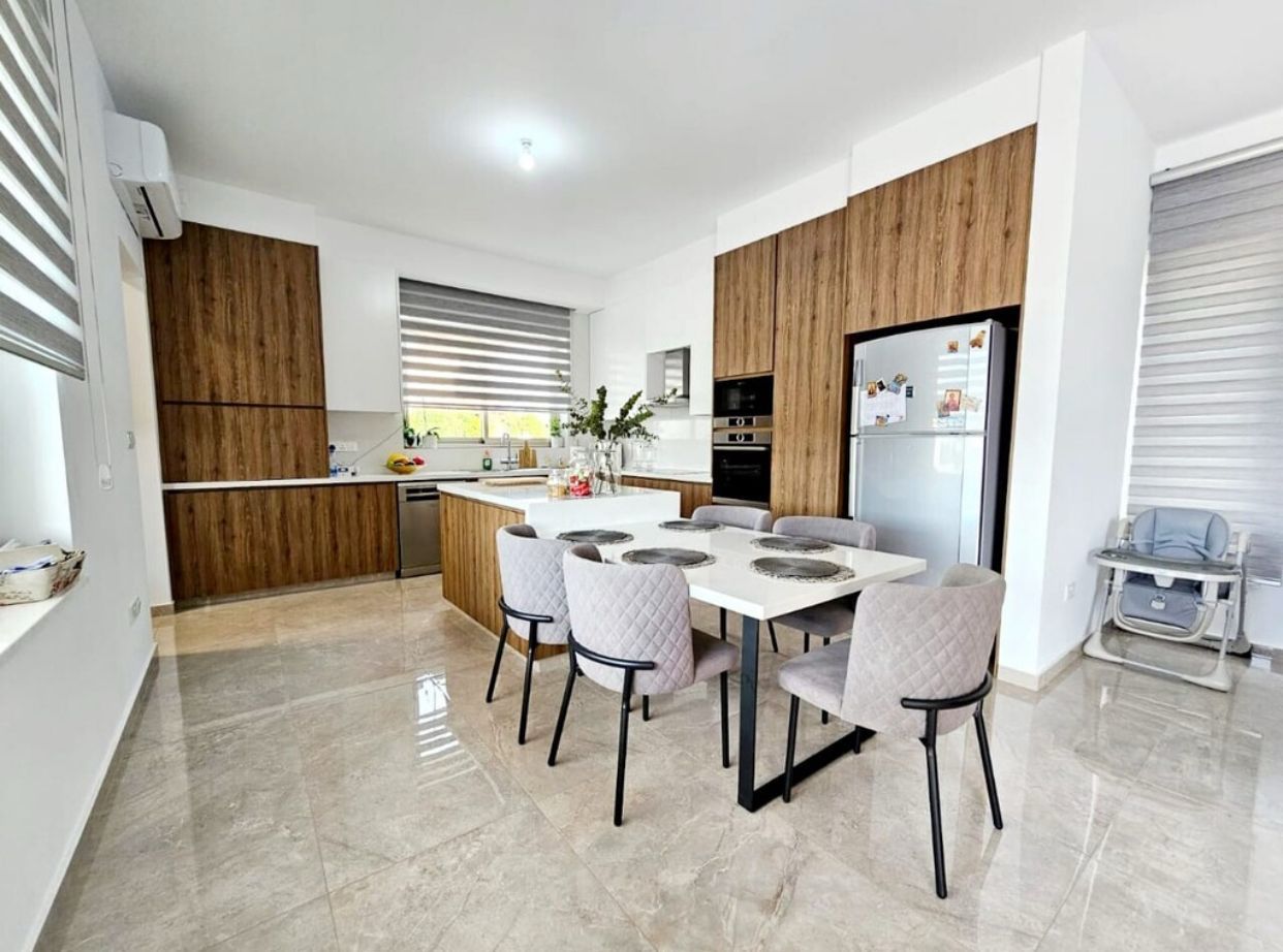 4 bedrooms Bungalow in Empa, Paphos, Cyprus No. 61337