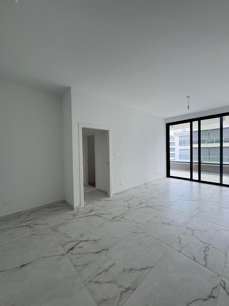2 bedrooms Apartment in Limassol, Cyprus No. 61575