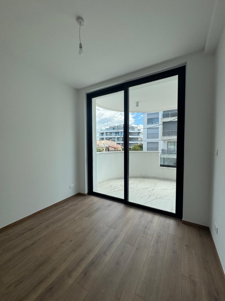2 bedrooms Apartment in Limassol, Cyprus No. 61575