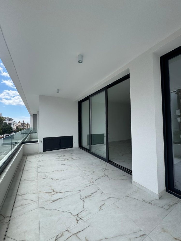 2 bedrooms Apartment in Limassol, Cyprus No. 61575