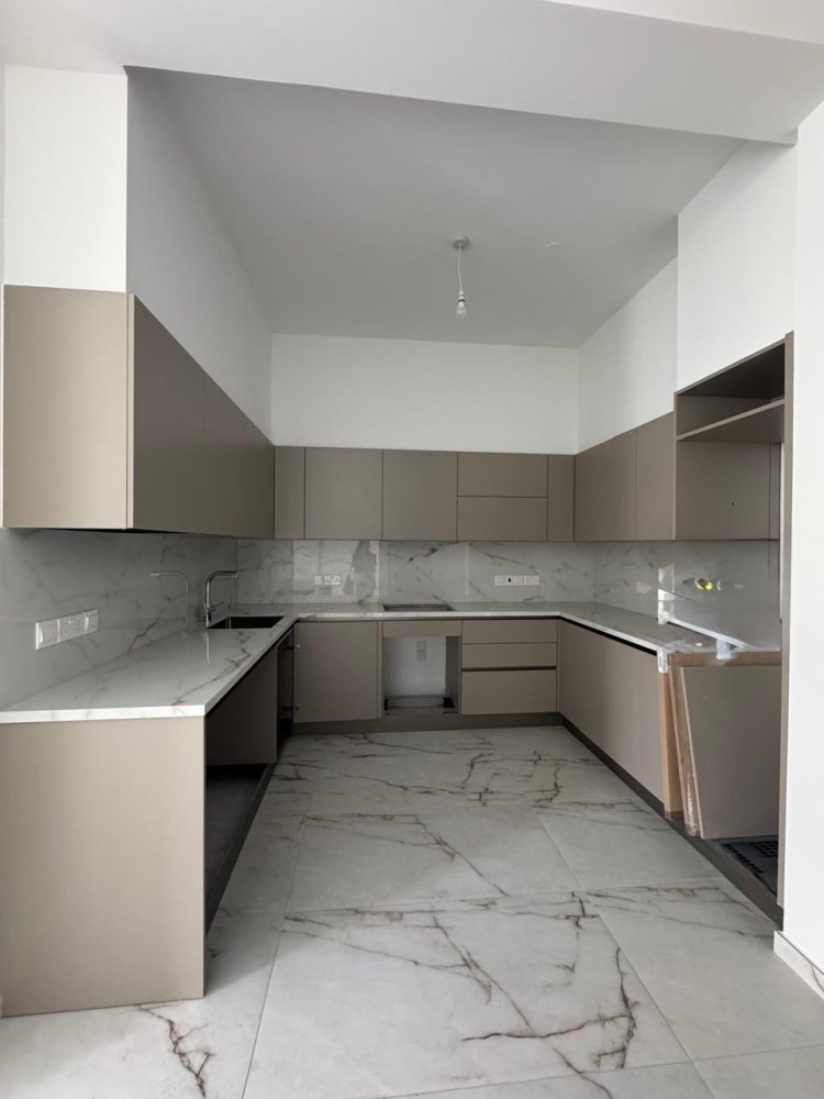 2 bedrooms Apartment in Limassol, Cyprus No. 61575