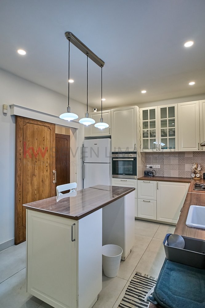 Таунхаус с 2 спальнями в Неаполис, Лимассол, Лимасол, Кипр № 62757
