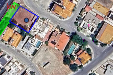 511m2 Land in Strovolos, Nicosia, Cyprus No. 39727