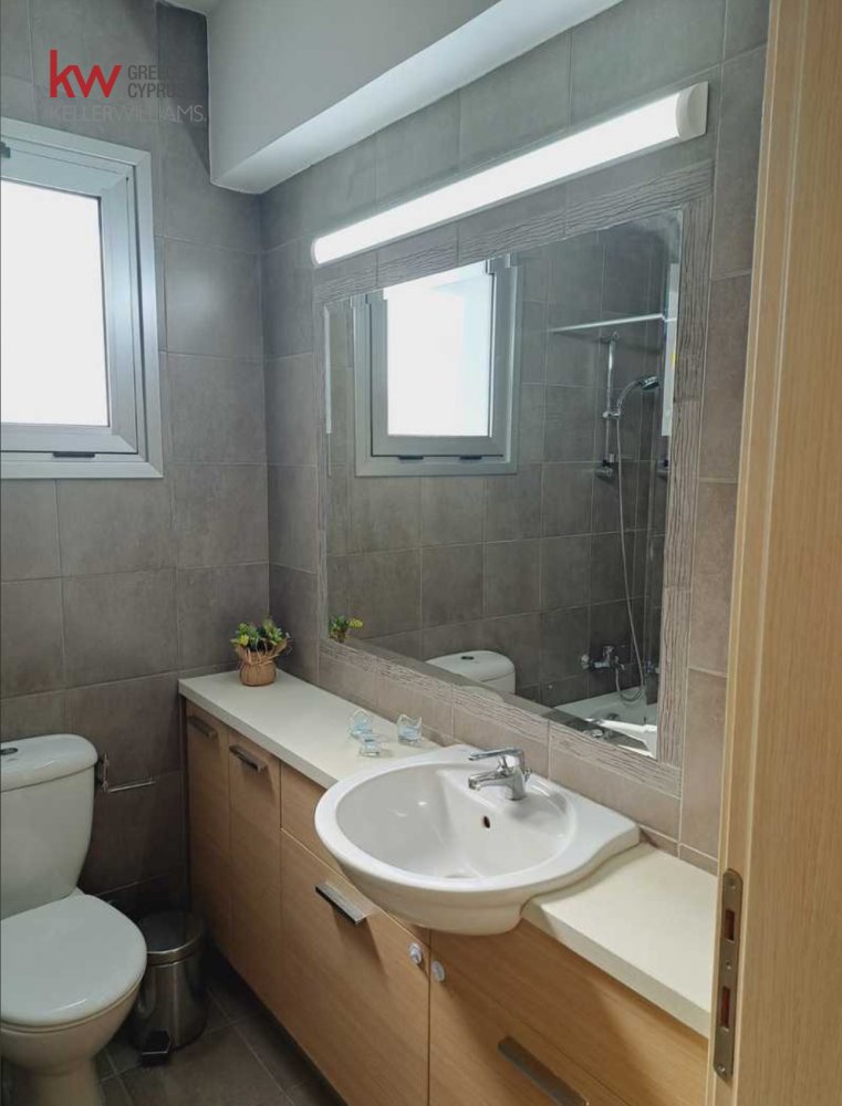 Квартира с 3 спальнями в Ларнака, Кипр № 40155