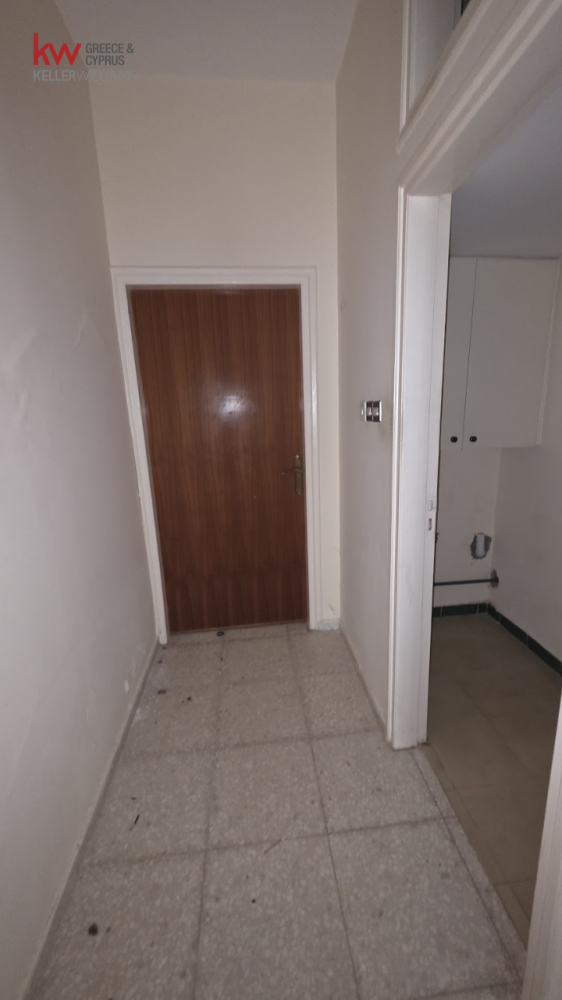 8 chambres Bâtiment à Aglandjia, Nicosia, Chypre No. 51814