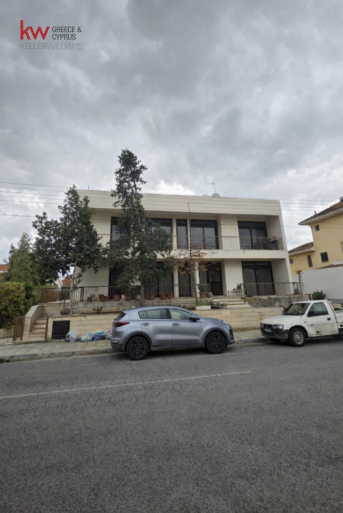 8 chambres Bâtiment à Aglandjia, Nicosia, Chypre No. 51814