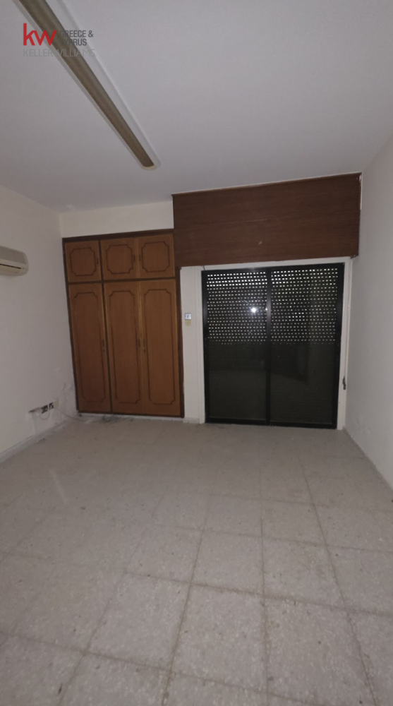 8 chambres Bâtiment à Aglandjia, Nicosia, Chypre No. 51814