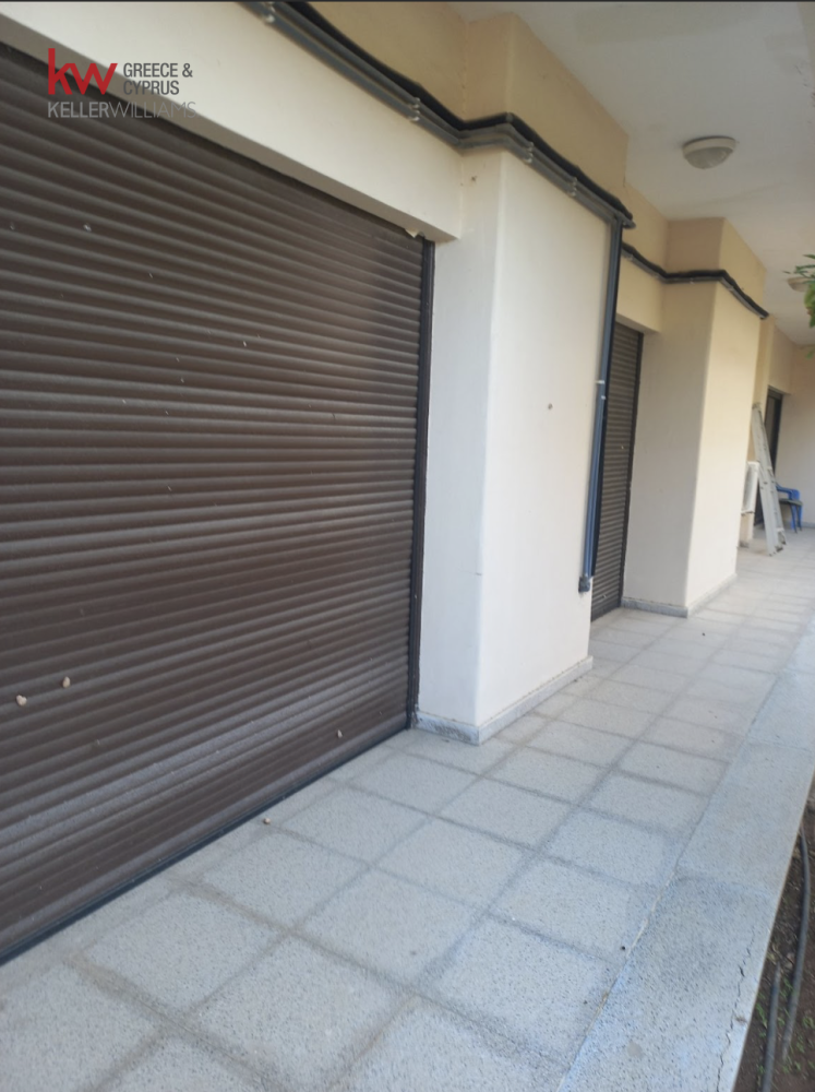 8 chambres Bâtiment à Aglandjia, Nicosia, Chypre No. 51814