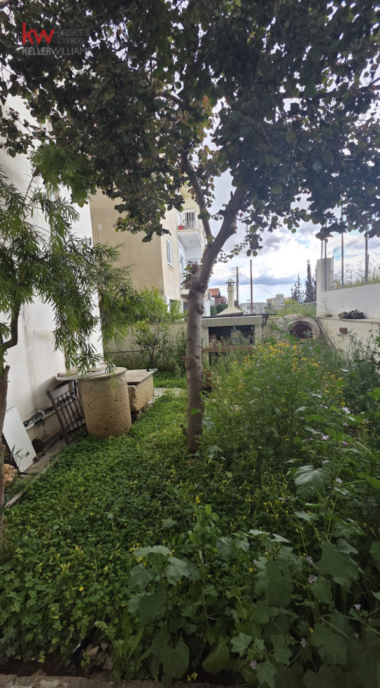 8 chambres Bâtiment à Aglandjia, Nicosia, Chypre No. 51814