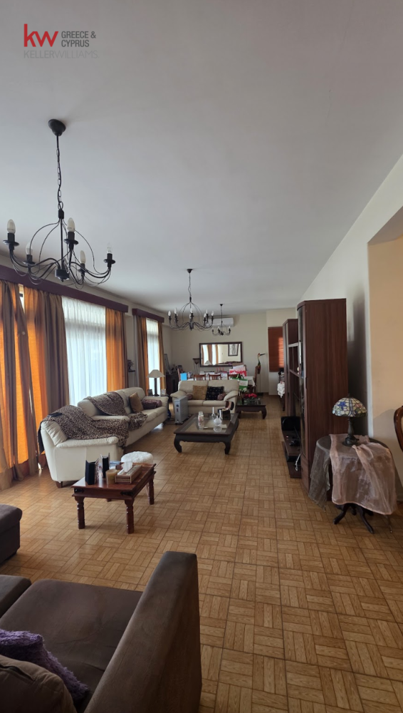 8 chambres Bâtiment à Aglandjia, Nicosia, Chypre No. 51814