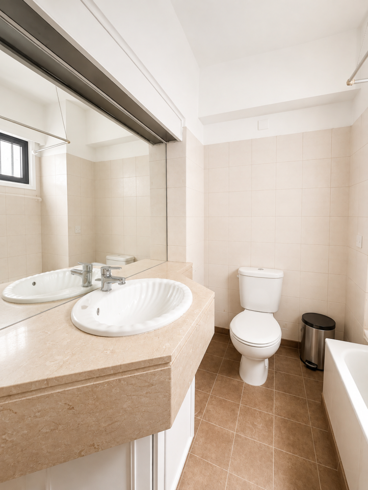 3 bedrooms Apartment in Larnaca, Larnaka, Cyprus No. 62365