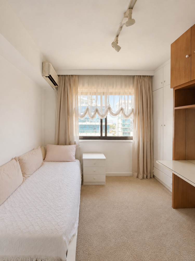 3 bedrooms Apartment in Larnaca, Larnaka, Cyprus No. 62365
