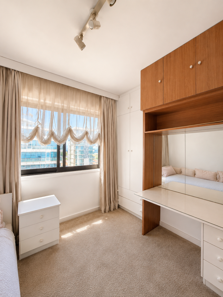 3 bedrooms Apartment in Larnaca, Larnaka, Cyprus No. 62365