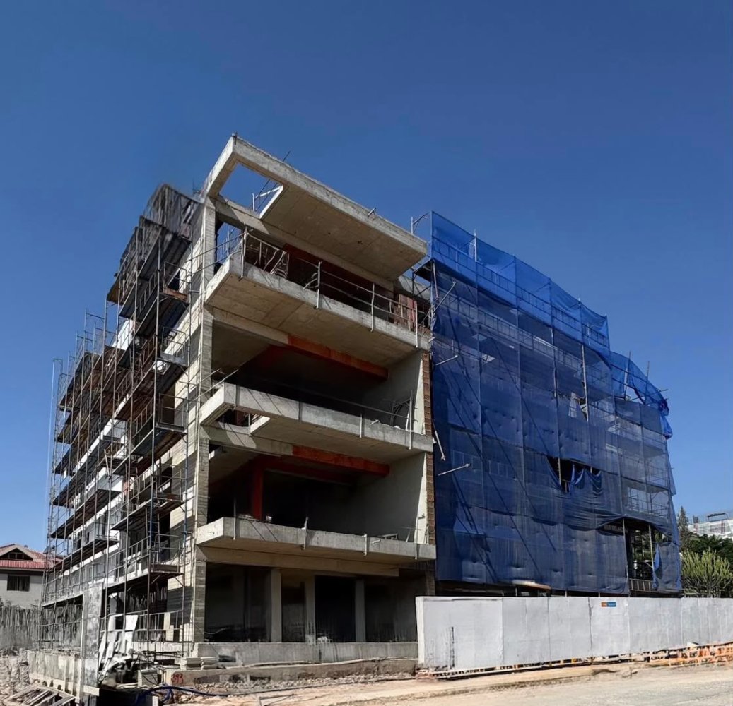 3 bedrooms Apartment in Germasogeia, Limassol, Cyprus No. 62525