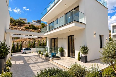 4 bedrooms Villa in Agios Athanasios, Limassol, Cyprus No. 59027