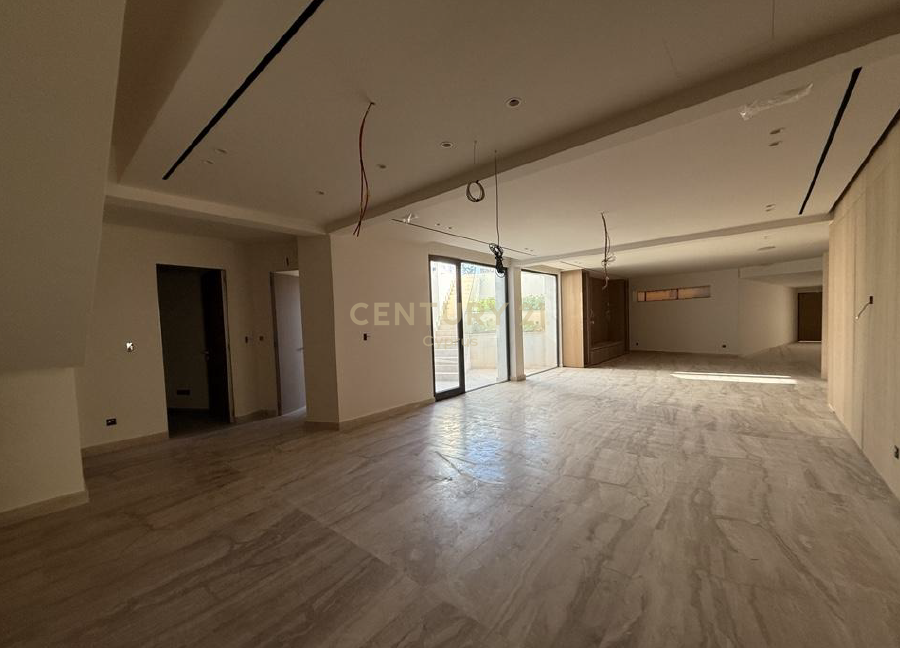 8 bedrooms Villa in Germasogeia, Limassol, Cyprus No. 58914