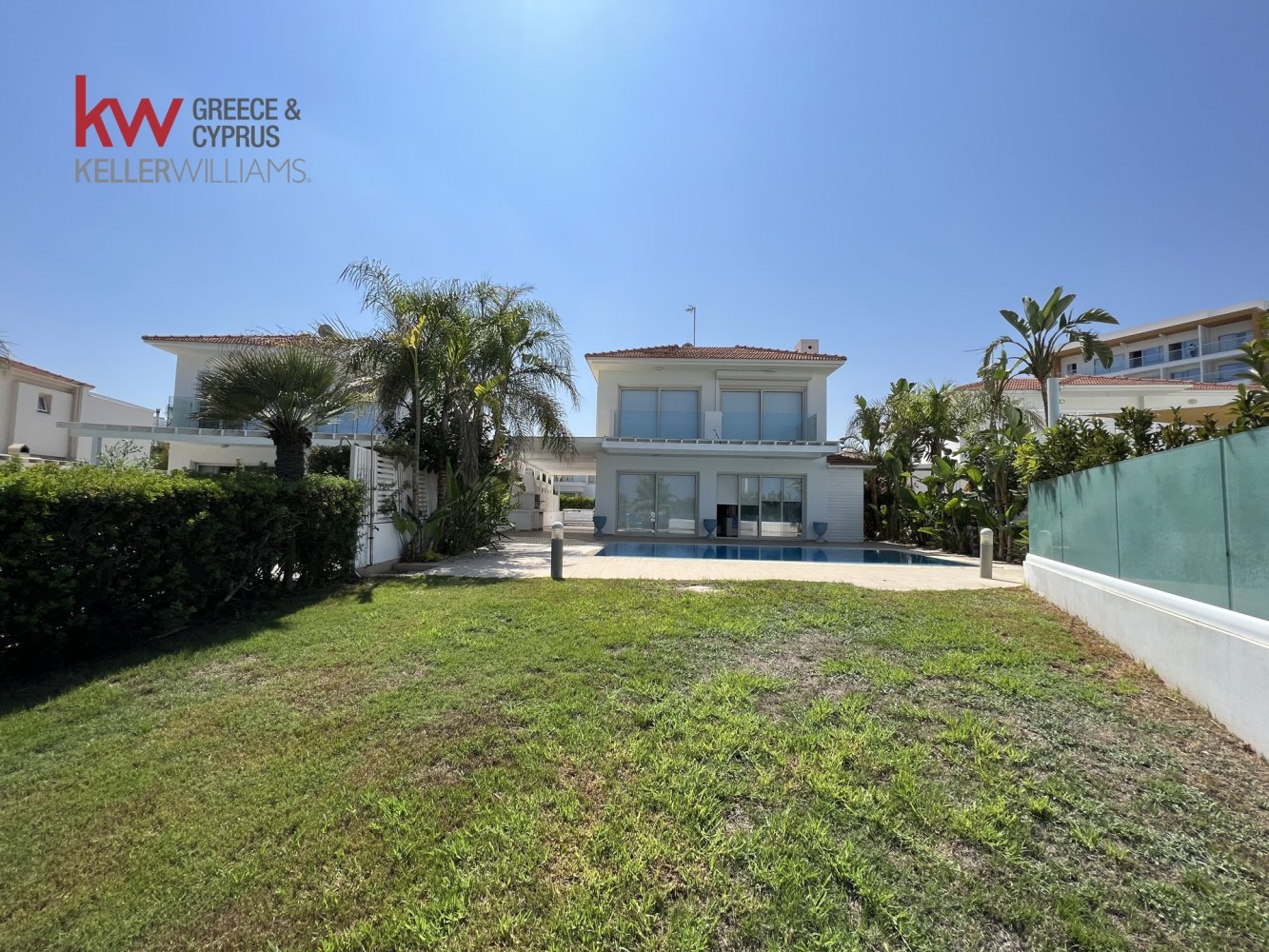4 bedrooms Villa in Paralimni, Ammochostos, Cyprus No. 40266