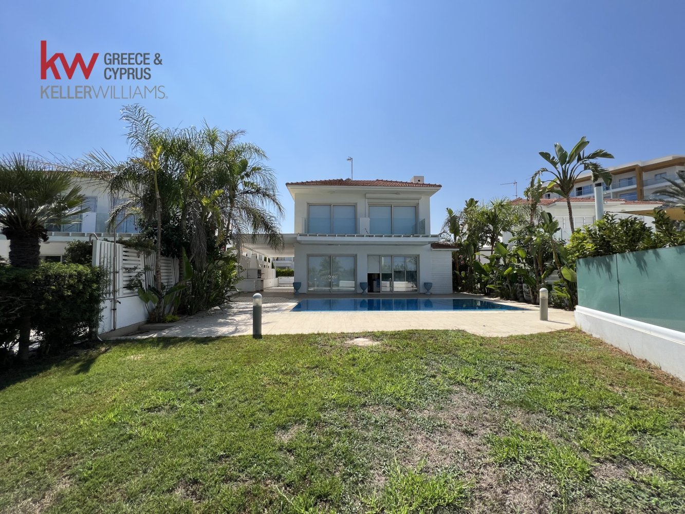 4 bedrooms Villa in Paralimni, Ammochostos, Cyprus No. 40266