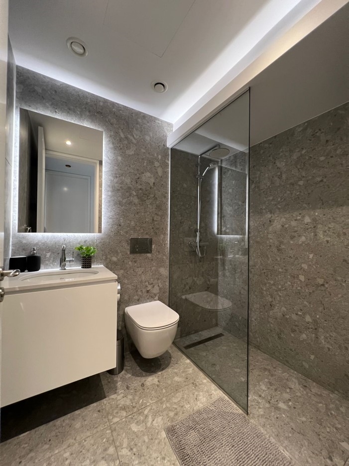 2 bedrooms Apartment in Larnaca, Larnaka, Cyprus No. 39812