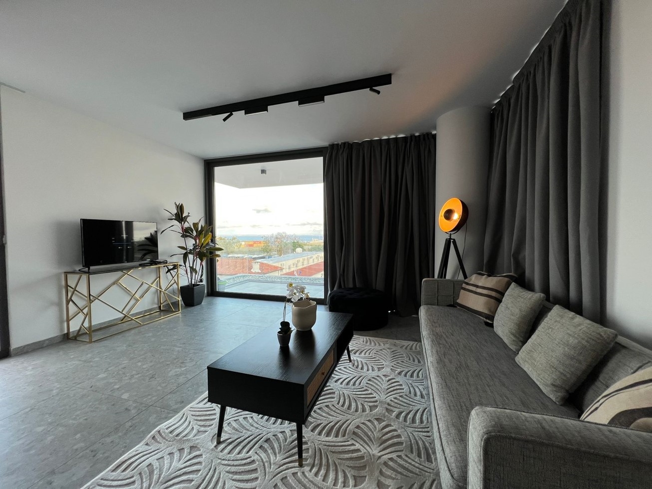 2 bedrooms Apartment in Larnaca, Larnaka, Cyprus No. 39812