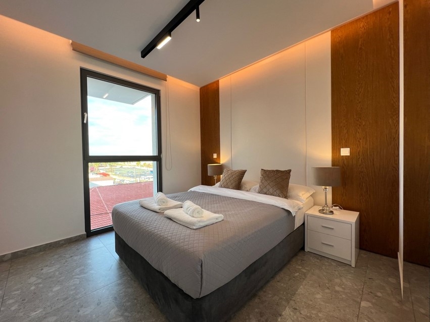 2 bedrooms Apartment in Larnaca, Larnaka, Cyprus No. 39812
