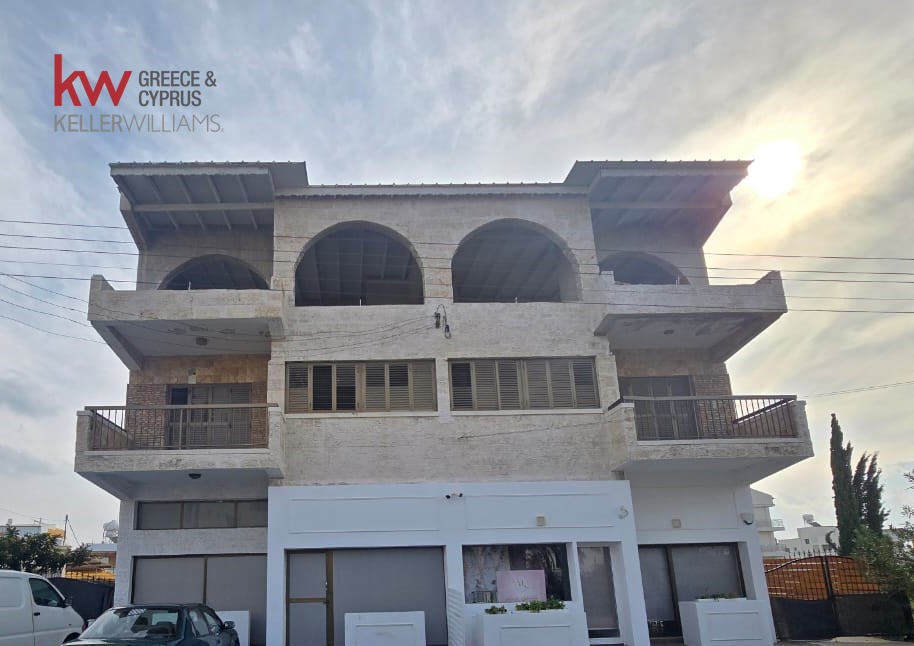 950m2 Building in Paphos, Cyprus No. 60744