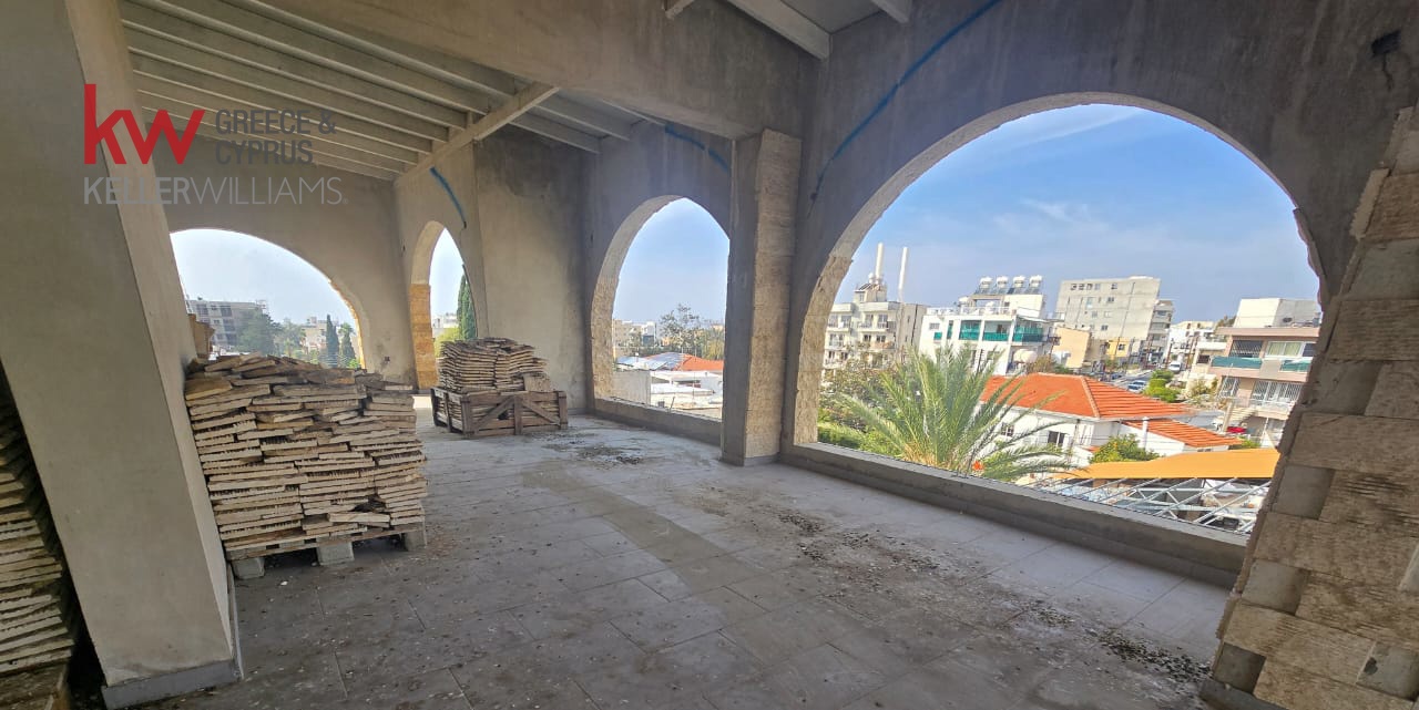 950m2 Building in Paphos, Cyprus No. 60744