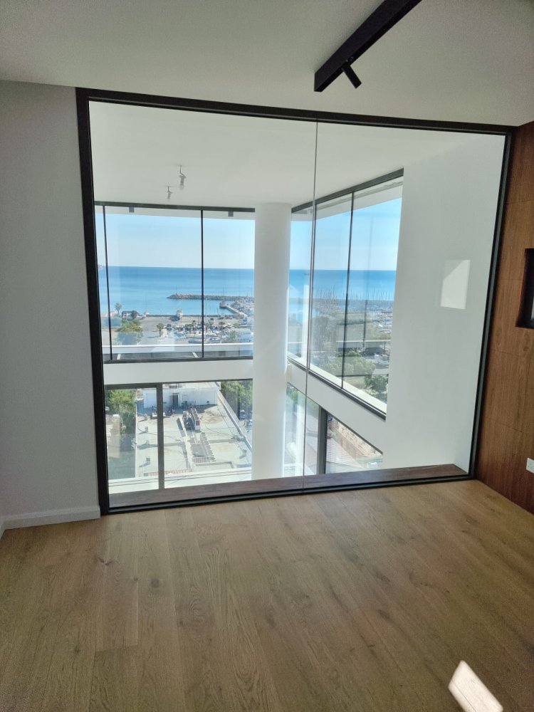 3 bedrooms Apartment in Larnaca, Larnaka, Cyprus No. 63435