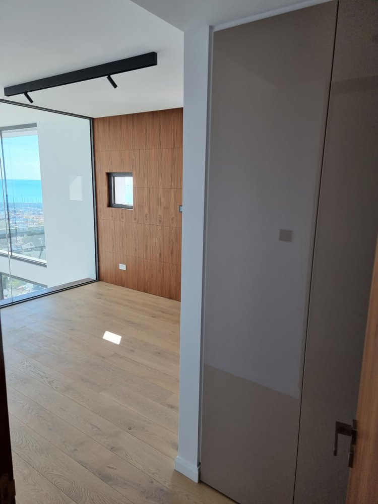 3 bedrooms Apartment in Larnaca, Larnaka, Cyprus No. 63435