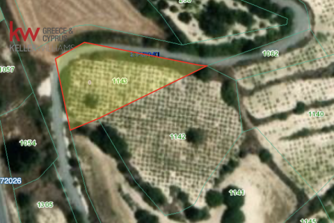 4015m2 Terreno en Stroumpi, Paphos, Chipre No. 61193