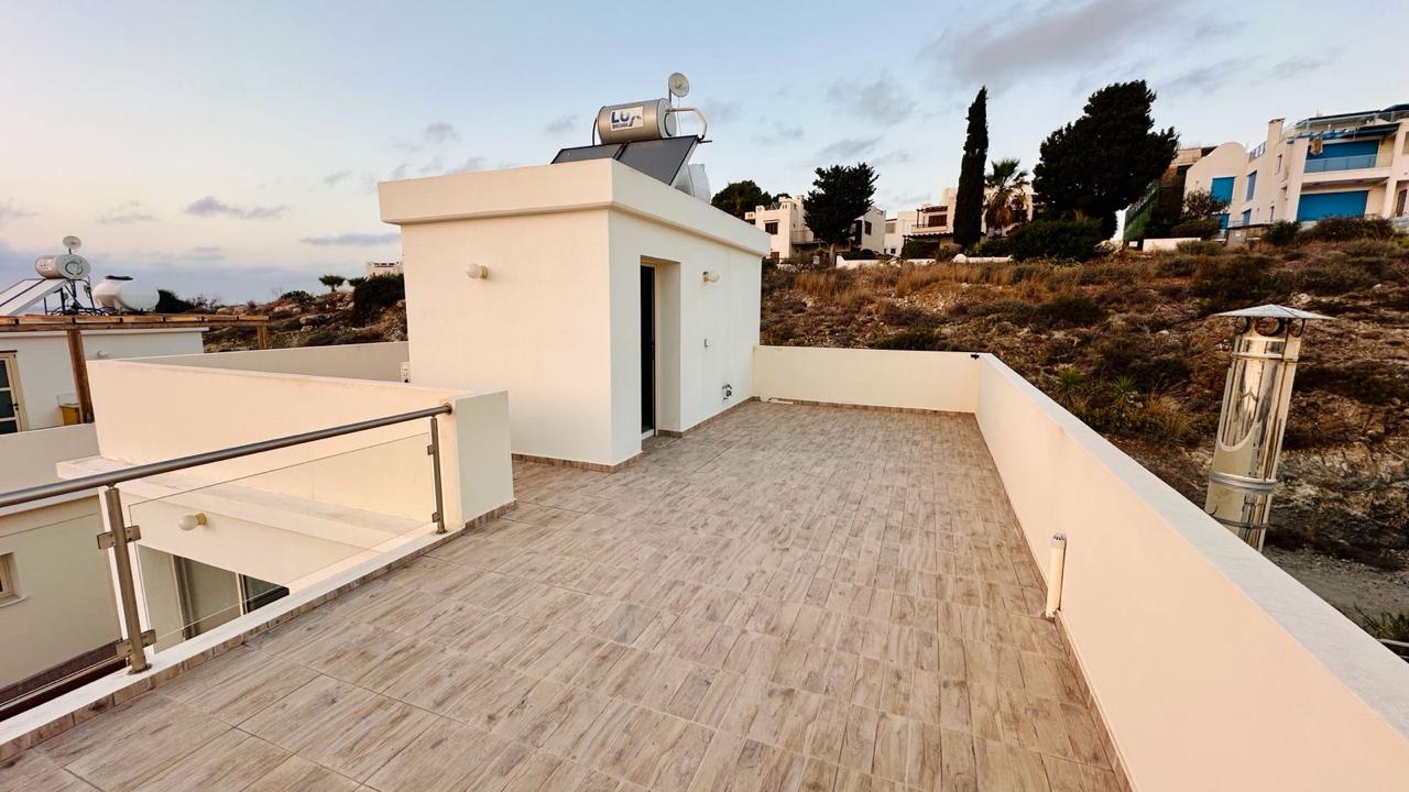 3 bedrooms Villa in Chloraka, Paphos, Cyprus No. 60916