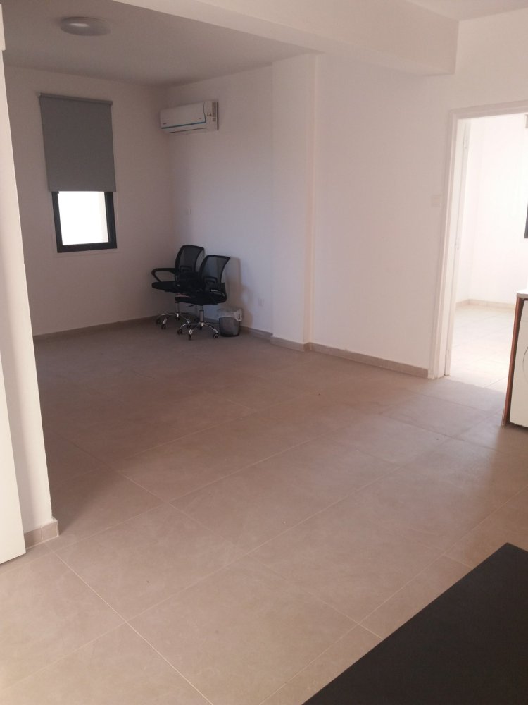 2 habitaciones Oficina en Larnaca, Larnaka, Chipre No. 61632