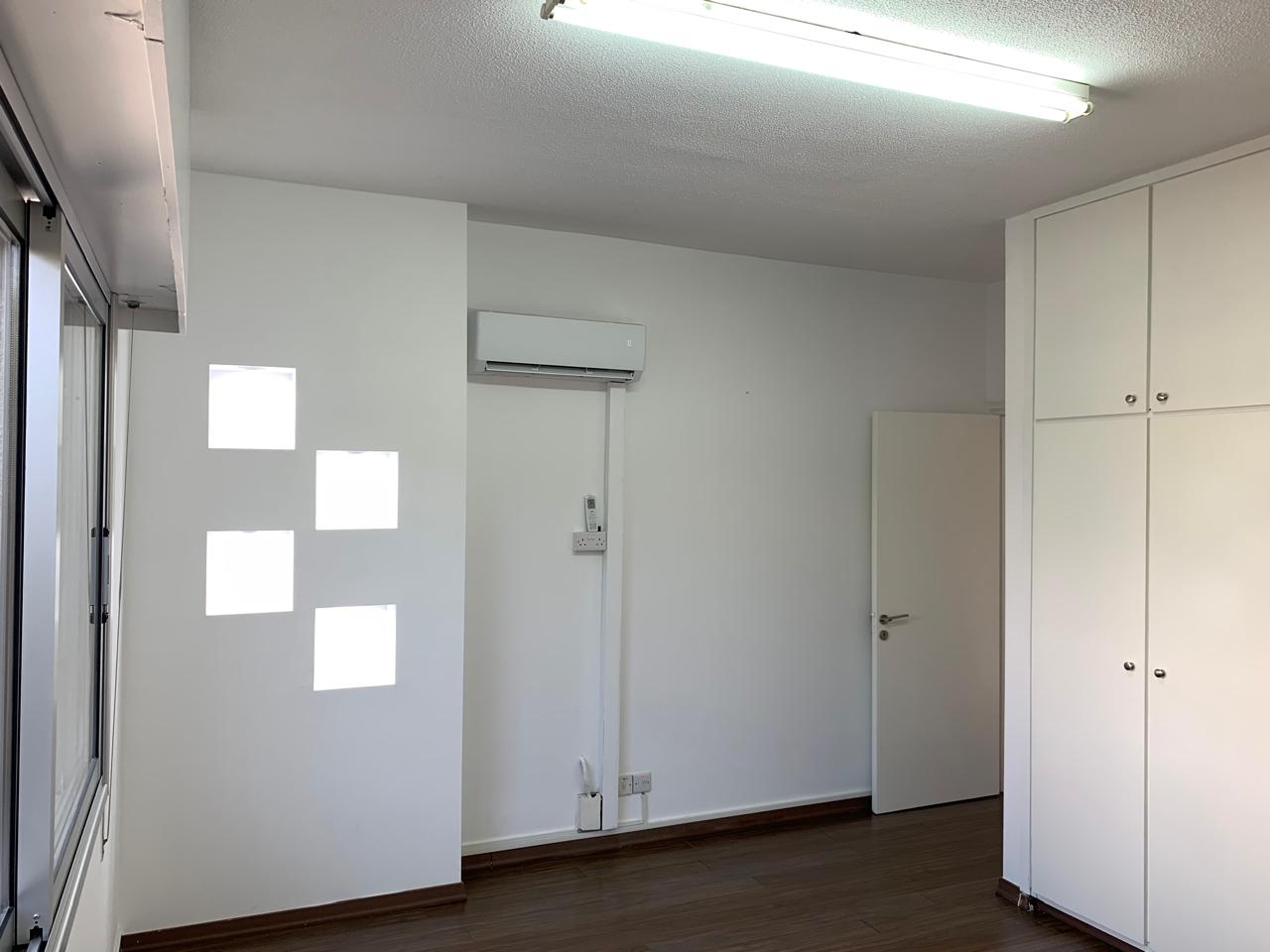 3 pièces Propriété commerciale à Limassol, Chypre No. 62690
