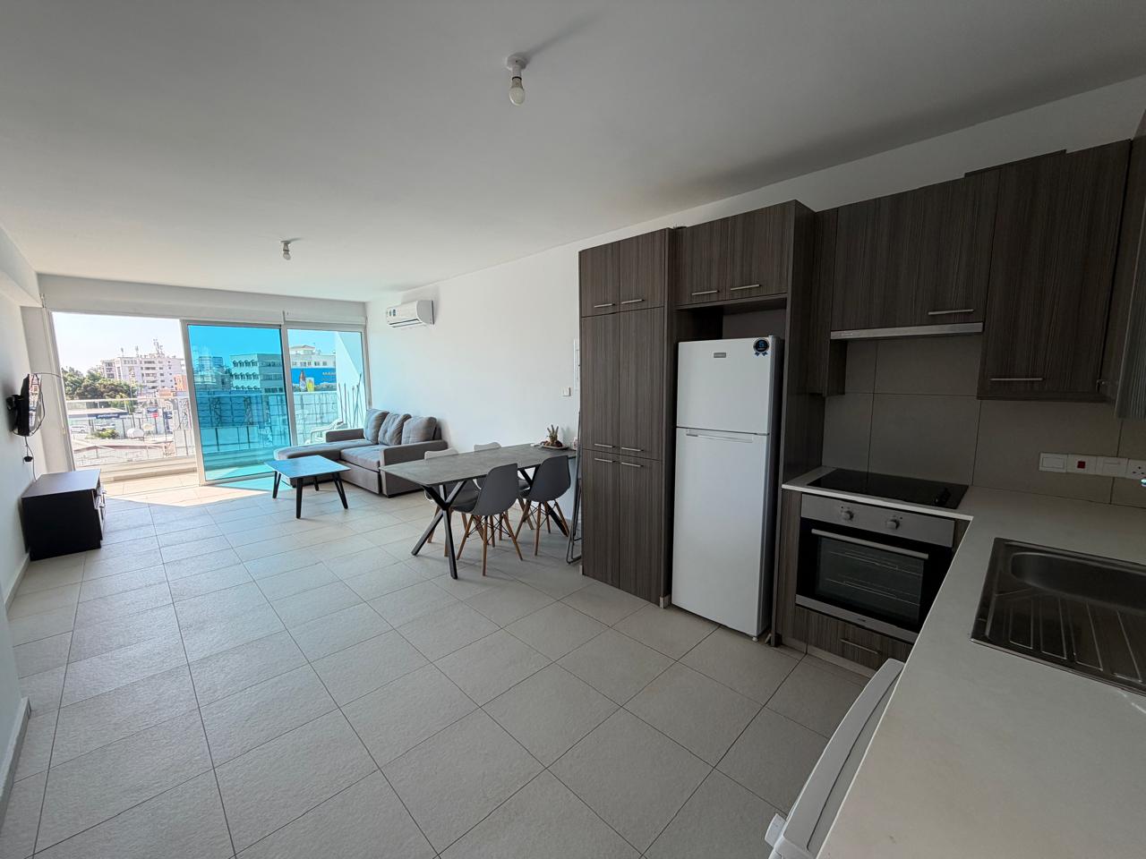3 dormitorios Apartamento en Larnaca, Larnaka, Chipre No. 61498