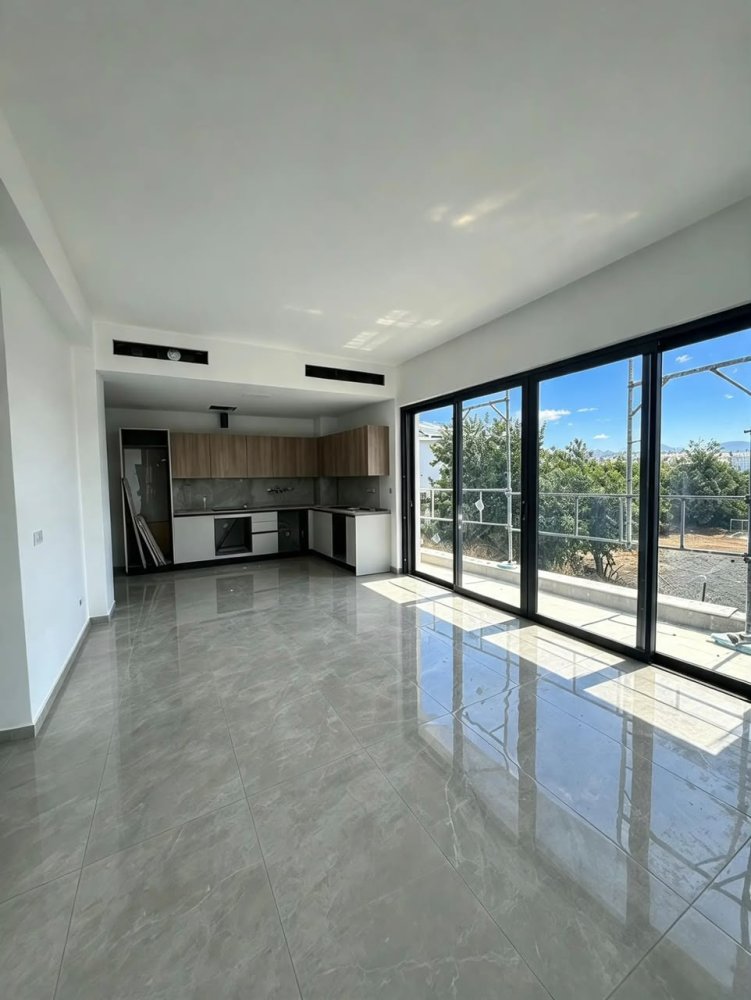 2 bedrooms Apartment in Mesa Geitonia, Limassol, Cyprus No. 62597