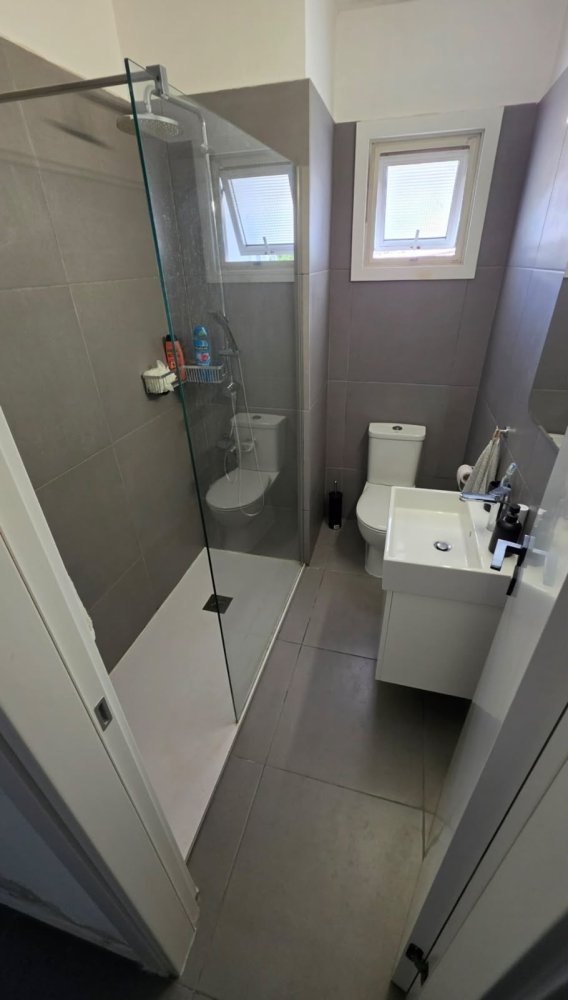 2 bedrooms Apartment in Larnaca, Larnaka, Cyprus No. 62394