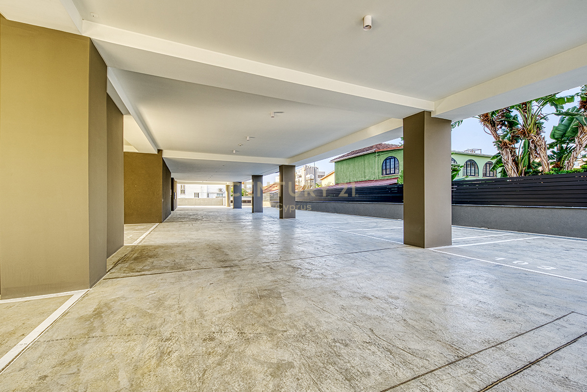 85.2m2 Oficina en Limassol, Chipre No. 58878